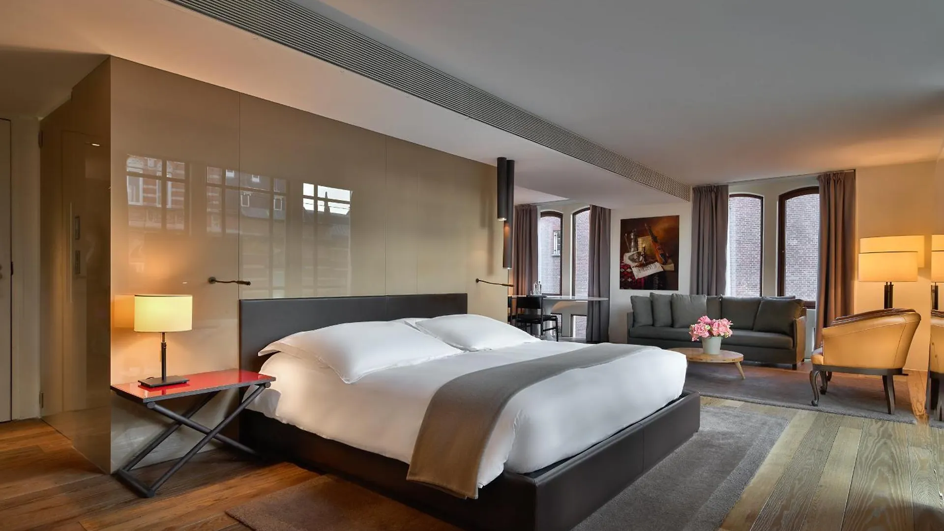 Conservatorium Hotel Amsterdam 5*,